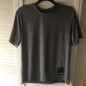 Hang Ten dri fit grey tee